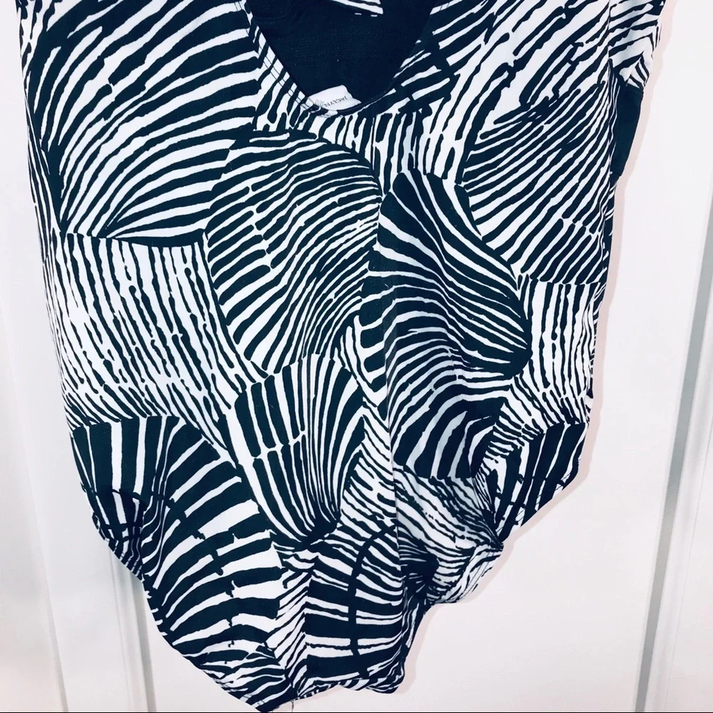 🌸HOST PICK🌸Jaclyn Smith Zebra Swimsuit, Size 14